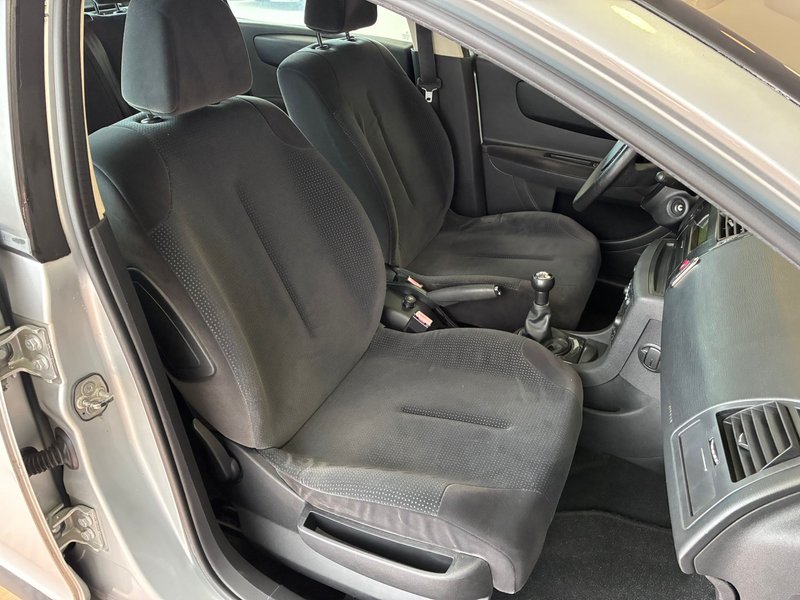 Citroën C4 1.6 HDI CoLLection 2008, foto 6