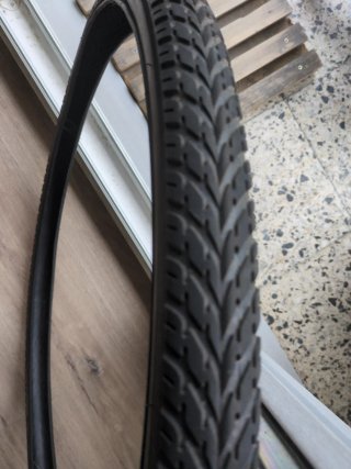 Cubierta 700 gravel