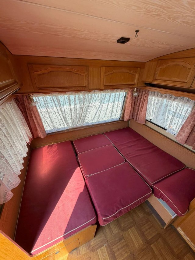 Caravana Tabbert grande para parcela