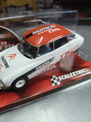 Scalextric Citroën DS 21 Club 2014
