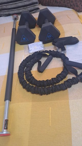 Lote pesas 7.5kg, barra y goma