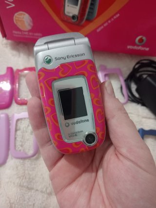 Sony Ericsson Ed. Agatha Ruiz de la Prada