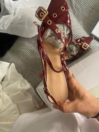 Zapatos tacon rojo vino verano sin estrenar