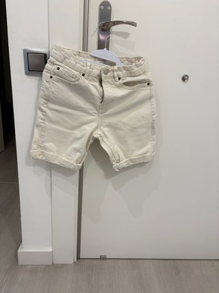 Pantalón corto beige hombre