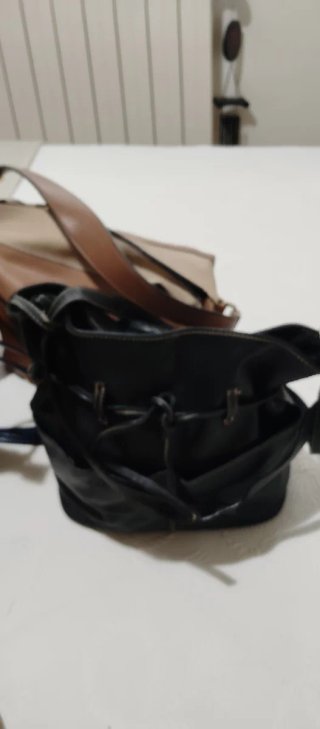 Lote de bolsos Fendi rojos