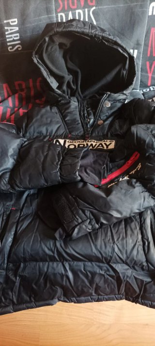 Chaqueta Geographical Norway Negra y Roja 16 años