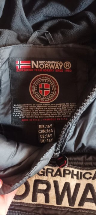 Chaqueta Geographical Norway Negra y Roja 16 años