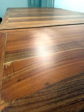 Mesa extensible de cerezo macizo lacada