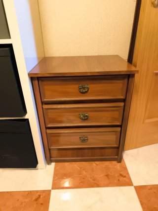 armario, cómoda, 3 mesitas de noche y mueble aux.