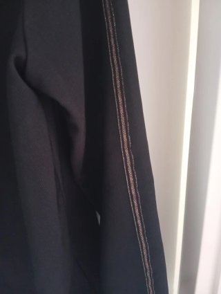 Sudadera con capucha negra mujer