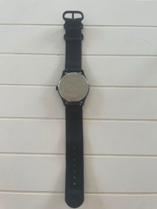 Reloj Lotus Negro y Blanco