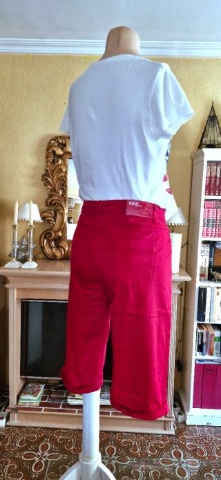 Bermudas  unisex X&D Talla 42 Rojas