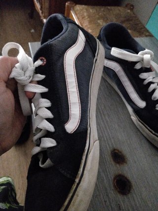 Zapatillas Vans Negras y Blancas