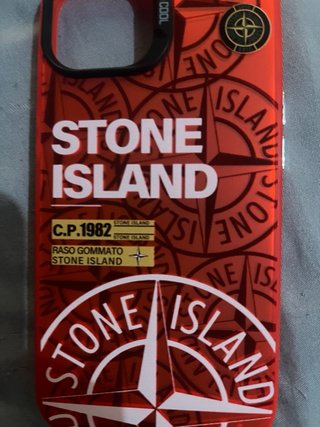 Funda iPhone 15 Stone Island Roja