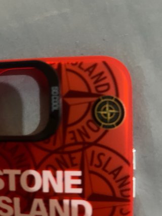 Funda iPhone 15 Stone Island Roja