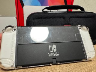 Nintendo Switch OLED + Juegos Pokémon