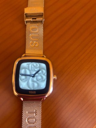 Reloj TOUS D-Connect Dorado