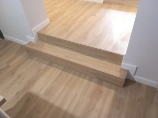 Montaje suelo SPC y laminado