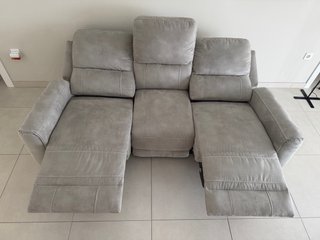 Sofá 3 plazas abatible gris