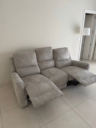 Sofá 3 plazas abatible gris