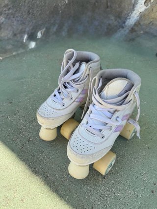 Patines 4 ruedas blancos