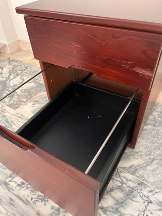 Cajonera de oficina con ruedas