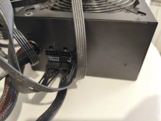 Fuente de poder Corsair CX750M Semimodular