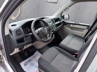 T6 Transporter Kombi larga 2.0 TDI 150 9 PLAZAS