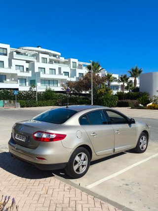 Renault Fluence 2011