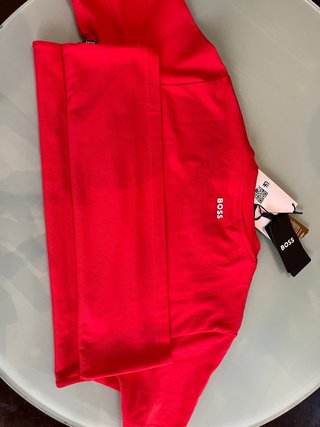 Camiseta BOSS Roja
