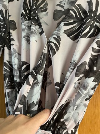 Mono corto H&M estampado floral