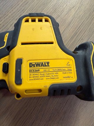 Sierra de sable DeWalt 18V XR Brushless