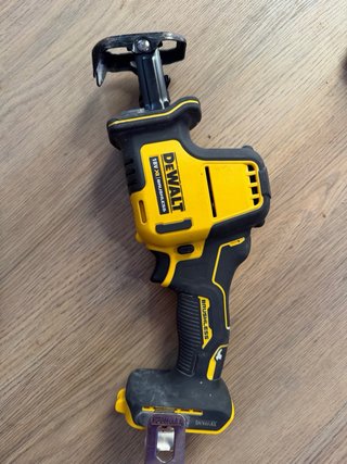 Sierra de sable DeWalt 18V XR Brushless