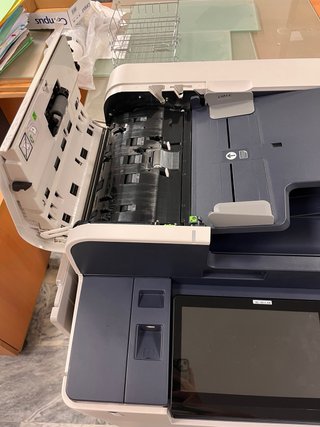 Impresora Xerox AltaLink C8135 Multifunción A3