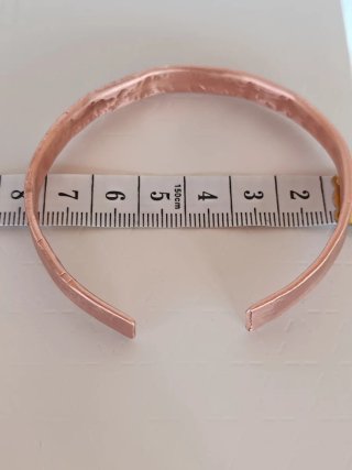 Pulsera de cobre artesanal