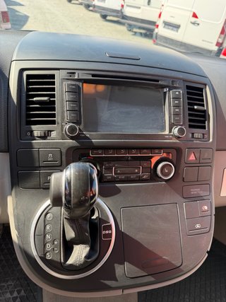 Volkswagen Multivan 2010