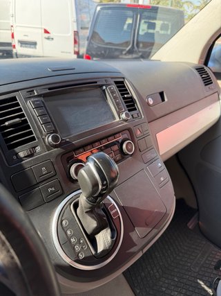Volkswagen Multivan 2010