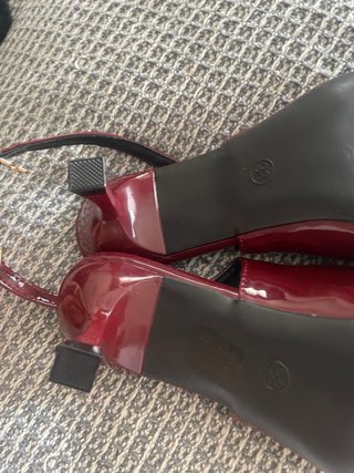 Tacones rojos tipo sandalia verano