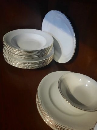 Vajilla Completa de Porcelana Pontesa - 40 Piezas