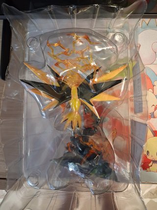 Figure Pokémon Zapdos