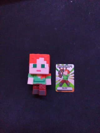 Figura Minecraft Alex Kinder Joy