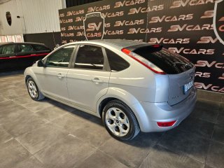 Ford Focus 1.6 gasolina 100cv,solo 70.000k,2008