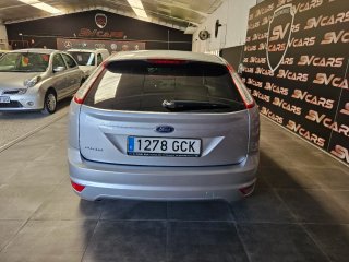 Ford Focus 1.6 gasolina 100cv,solo 70.000k,2008