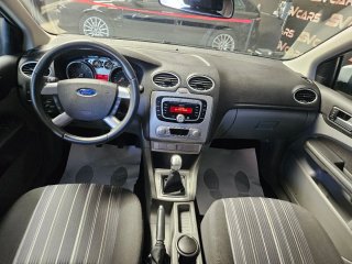Ford Focus 1.6 gasolina 100cv,solo 70.000k,2008
