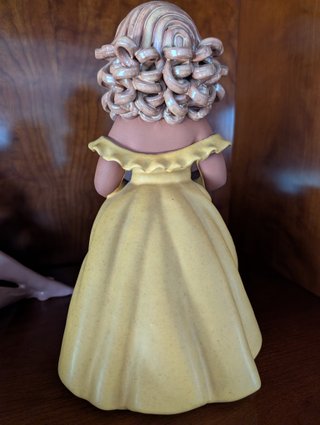 Muñeca cerámica barro pintada mano Jané