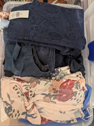 Ropa de mujer a precio de saldo! Nueva y seminueva