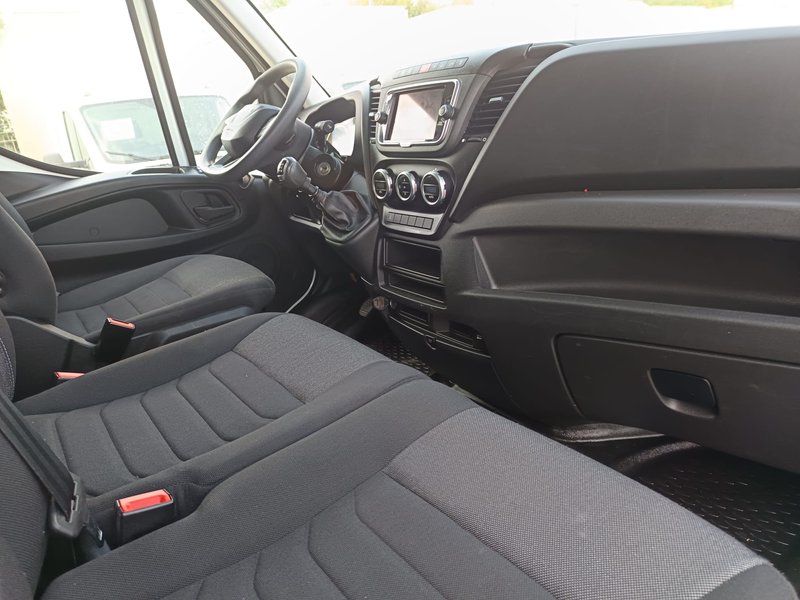 Iveco Daily 2022, foto 16