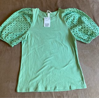 Blusa H&M manga abullonada ojo de buey Talla S