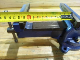 Tornillo de banco giratorio 125mm con yunque