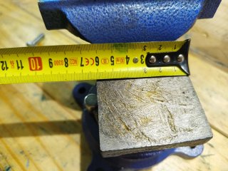 Tornillo de banco giratorio 125mm con yunque